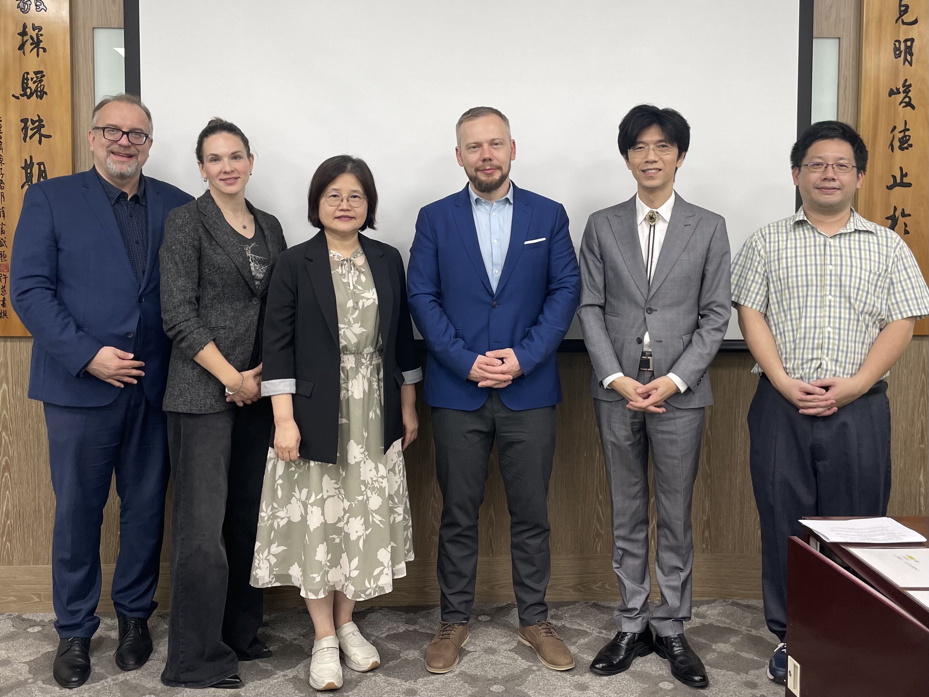 20251115 專題討論Quo Vadis? The Experiences of Small and Medium-Sized European States amid Great Power Competition